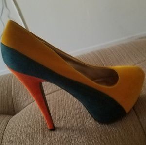 Mustard Shoes